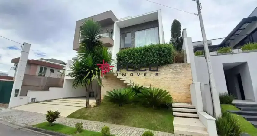 Casa à venda com 4 suítes, 351m² por R$ 2.800.000,00 - Urbanova