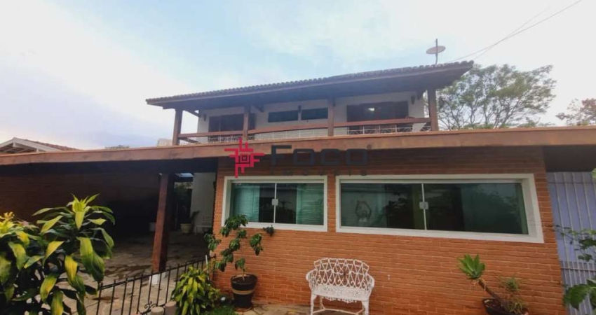 Casa com três suítes, 375m² por R$ 2.350.000,00 - Jardim Esplanada