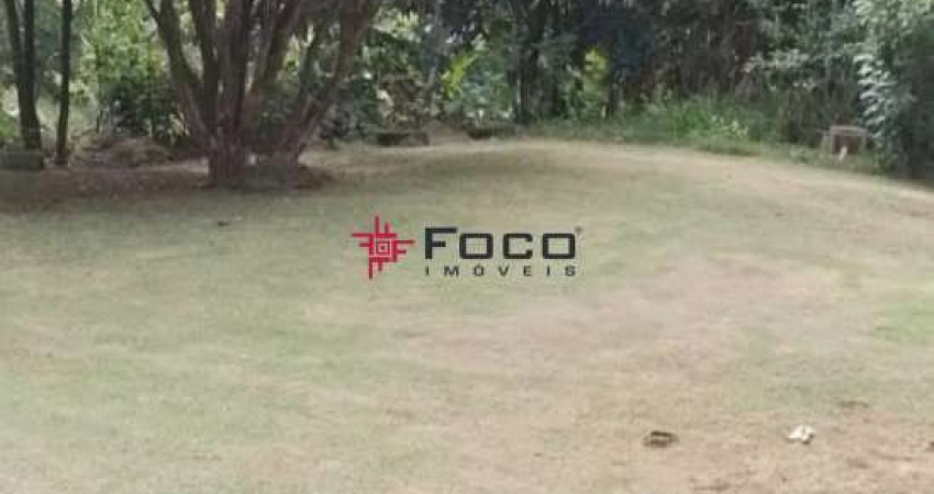 Chácara com 03 dormitórios - Chácara Recanto Itamarati II - 5.000m² - Caçapava/SP