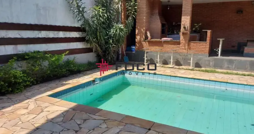 Casa á Venda com 5 dormitórios - 456m² - R$ 1.600.000,00 - Jardim Esplanada