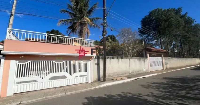 Chácara / 03 dormitórios sendo 2 suítes / bairro do bom retiro / 2.870 m² de terreno / 120 m² de área construída / são josé dos campos