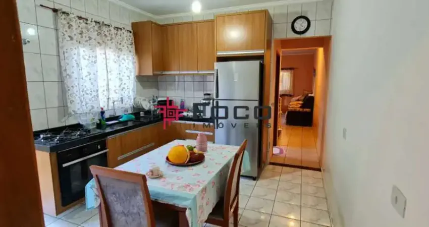 Casa/ Jardim das Indústrias/ 03 Dormitórios sendo 01 suíte/140m²/ São José dos Campos