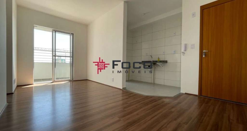 Apartamento a Venda / 2 Dormitórios / 1 Banheiro / 52m² / Residencial Flamboyant