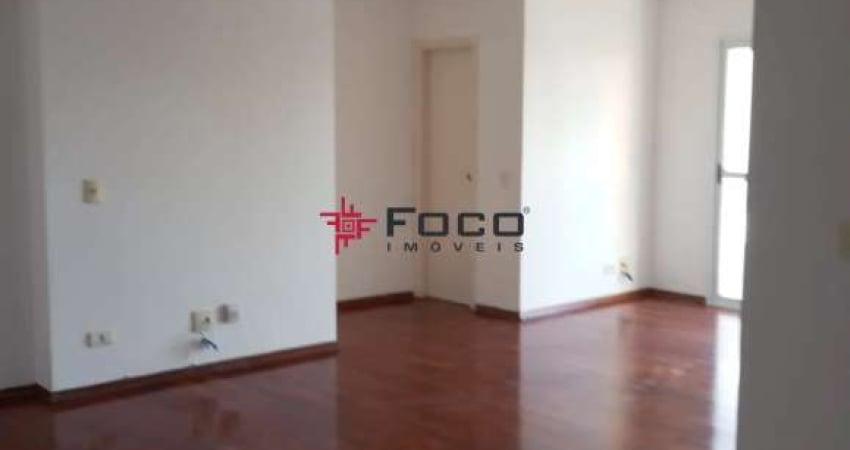 Apartamento de 4 dormitórios para Locação na Vila Adyana