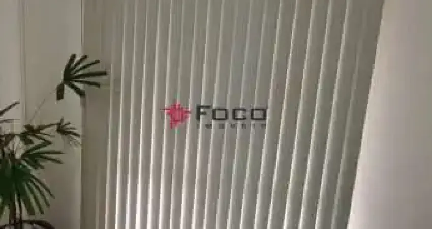 Apartamento á Venda / 64 m² / 2 Dormitórios / Jardim Morumbi / São José dos Campos