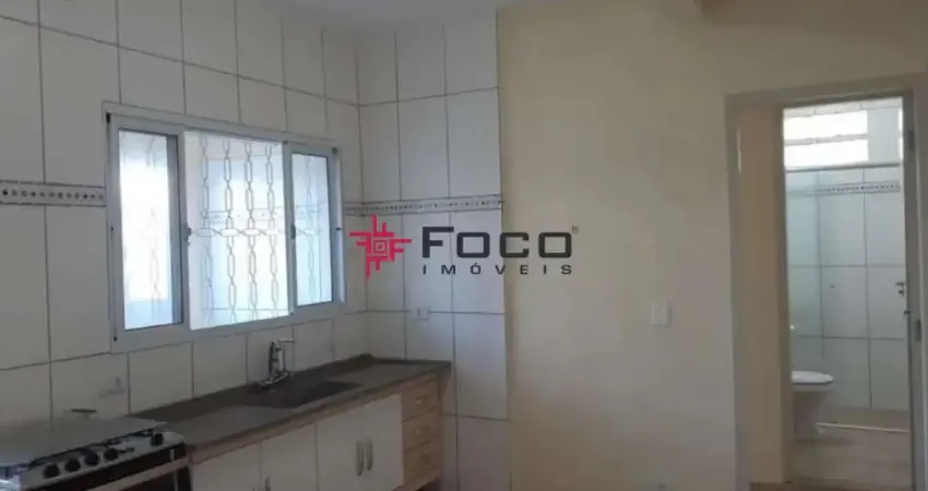 Casa sobrado/ Cruzeiro do Sul/ 03 Dormitórios sendo 01 Suíte/150m²/ São José dos Campos