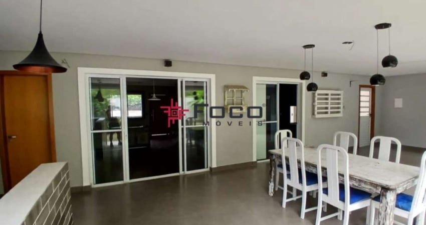 Casa no Condomínio Urbanova Premiun / 4 dormitórios sendo 1 suíte / Espaço gourmet / 337m² de terreno / 230m² de construção / São José dos Campos