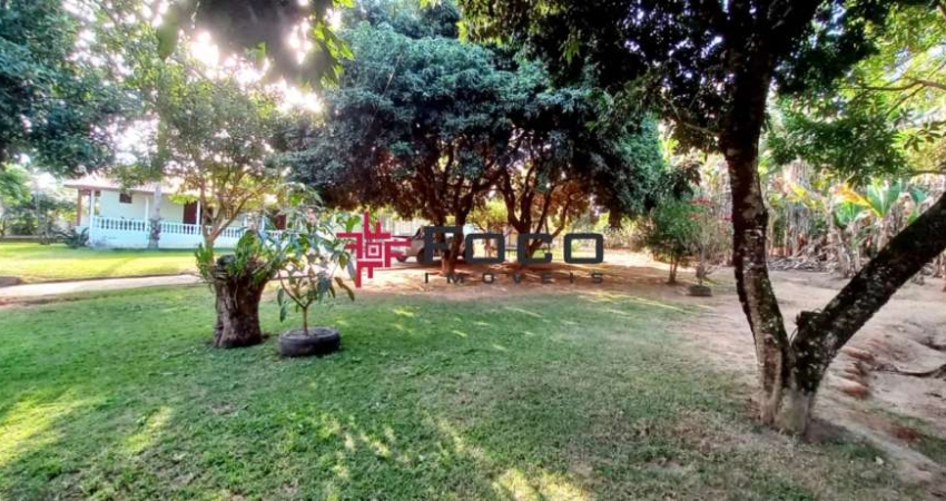 Chácara / Jd. Primavera II / 03 Quartos / Salão / 2.400m² / São José dos Campos