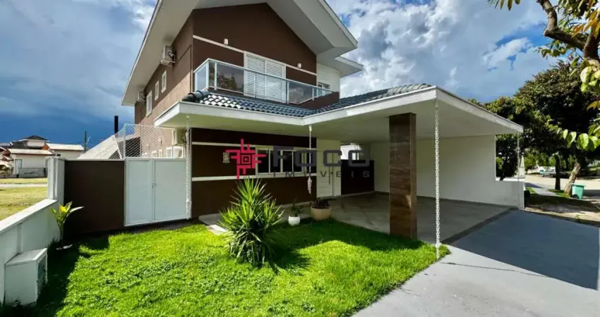 Sobrado - Condomínio Floradas Paratehy - Urbanova - 03 dormitórios - 220m²