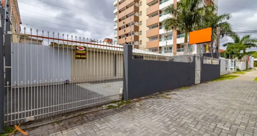 Casa comercial com 6 salas para alugar na Rua Jóquei Clube, 230, Prado Velho, Curitiba