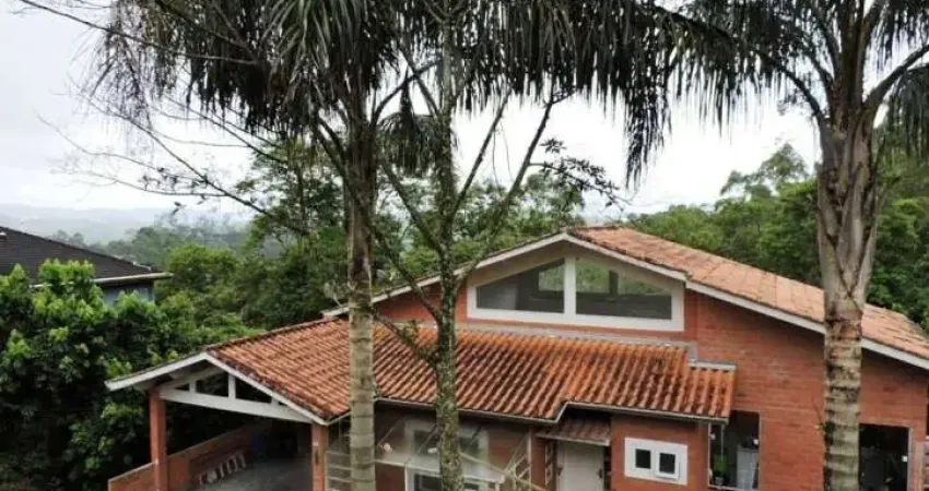 Casa em condomínio fechado com 4 quartos à venda no Jardim Indaiá, Embu das Artes 