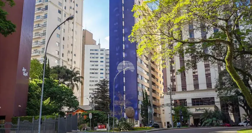 Apartamento com 3 quartos à venda na Avenida Sete de Setembro, 5236, Batel, Curitiba