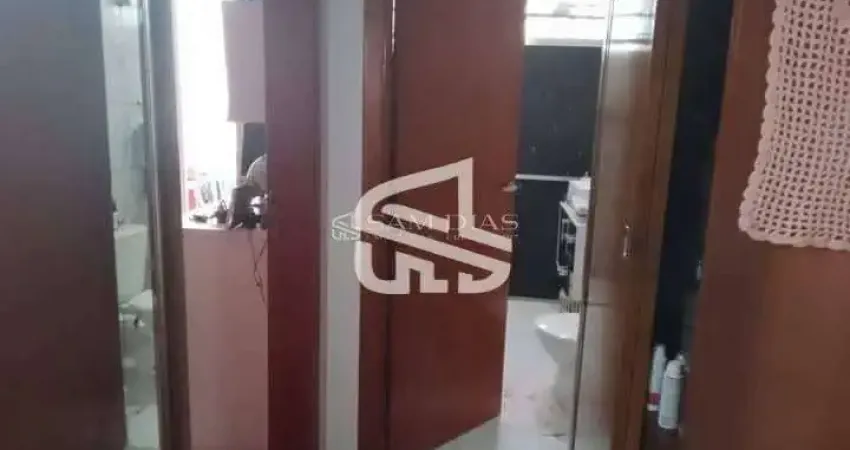 Apto 100 m² - 3 dormitórios - 2 banheiros - 1 cozinha - 1 sala - 1 sacada - possuí escadas - (não possui vaga de garagem, sem lazer, sem piscina) - próximo do hospital maternidade leonor mendes de