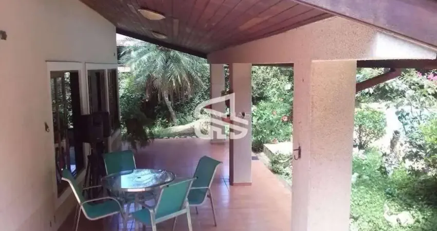 Casa com 4 dormitórios à venda, 380 m² por r$ 950.000,00 - sumaré - caraguatatuba/sp