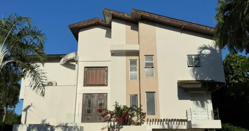 84 9.9982.5105 sou uma luxuosa mansão no condomínio green village, por 4,5 milhões de reais! 84 9.9614.8677