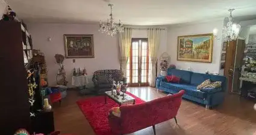Sobrado para venda possui 113 metros quadrados com 2 quartos