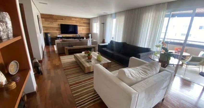 Imóvel para venda possui 200 metros quadrados com 3 quartos em Indianópolis - São Paulo - SP