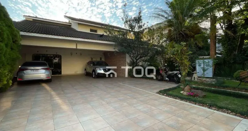 Casa com 5 dormitórios à venda, 400 m² por R$ 3.500.000,00 - Alphaville 10 - Santana de Parnaíba/SP