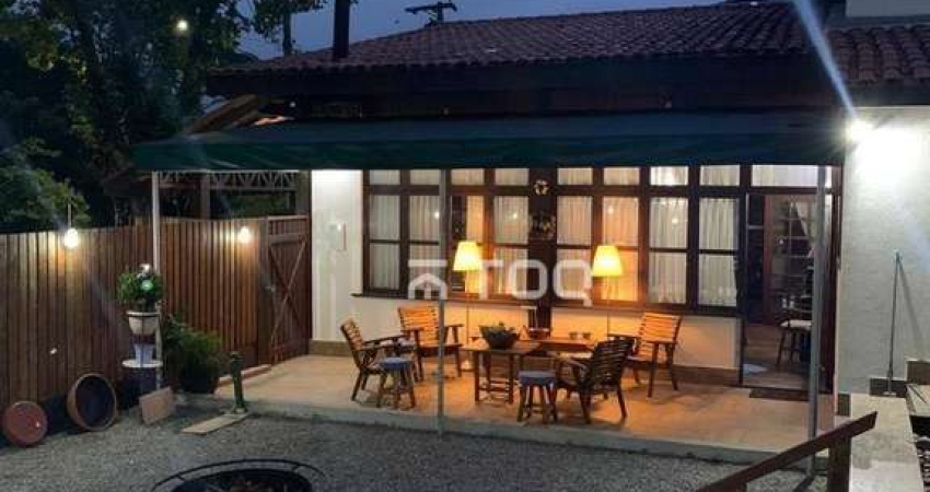 Casa com 3 dormitórios à venda, 250 m² por R$ 2.550.000 - Alphaville Residencial 9 - Santana de Parnaíba/SP