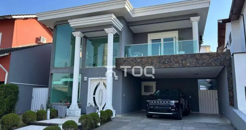 Alphaville 11 - Casa com projeto Neo clássico, construída para morar, rica em detalhes, lazer completo com 4 suites com closet