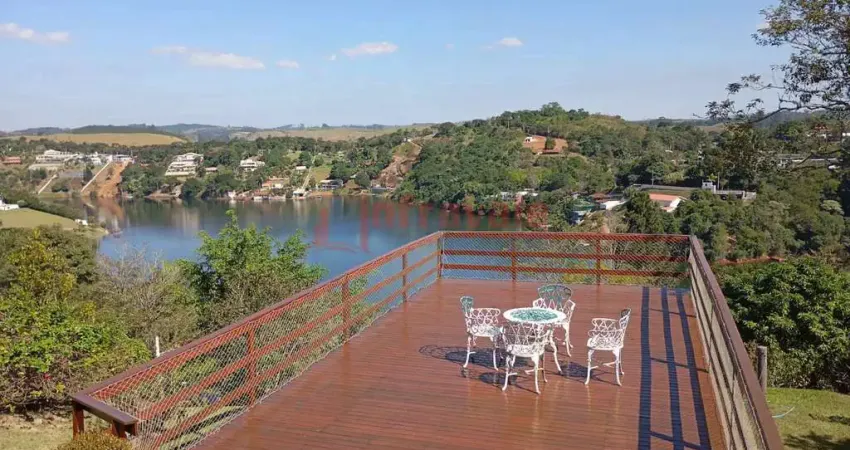 Chácara em Condomínio com 5 dorms, Chácaras Condomínio Recanto Pássaros II, Jacareí - R$ 2.3 mi, Cod: 13333