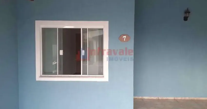Casa de Condomínio com 2 quartos, Parque Califórnia, Jacareí - R$ 450 mil, Cod: 14328