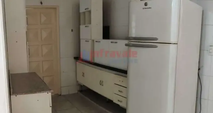 Casa com 3 dorms, Jardim Siesta, Jacareí - R$ 450 mil, Cod: 13895