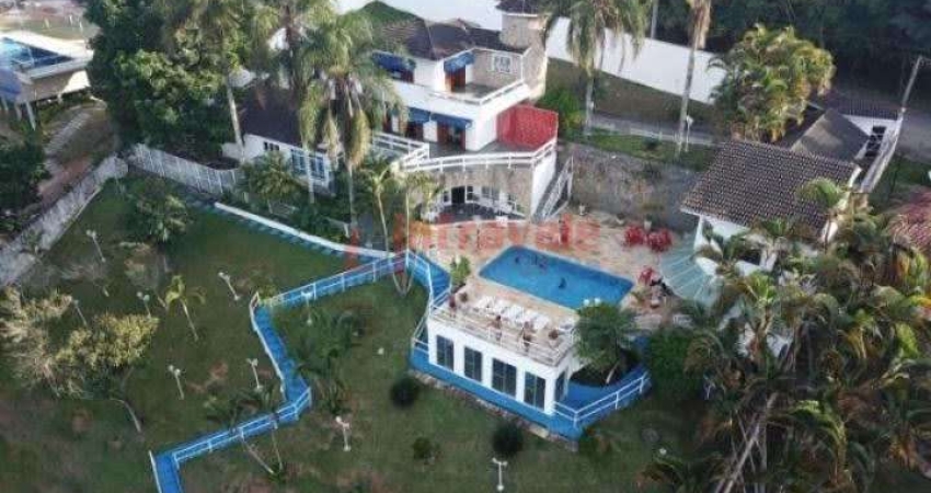 Chácara em Condomínio com 4 dorms, Chácaras Condomínio Recanto Pássaros II, Jacareí - R$ 3.65 mi, Cod: 13883