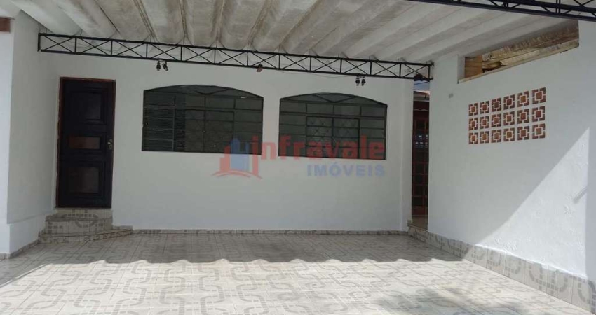 Casa com 3 quartos, Conjunto São Benedito, Jacareí - R$ 400 mil, Cod: 12428