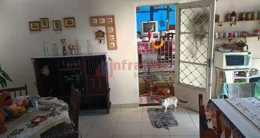 Chácara com 2 quartos, Veraneio Ijal, Jacareí - R$ 450 mil, Cod: 9186