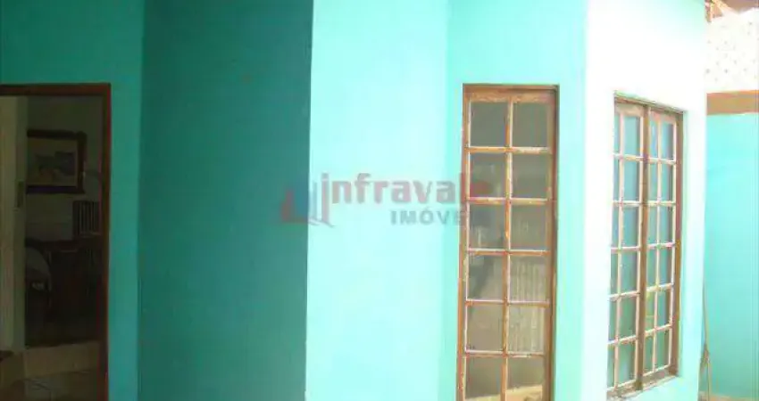 Casa com 3 quartos, Cidade Jardim, Jacareí - R$ 535 mil, Cod: 4979