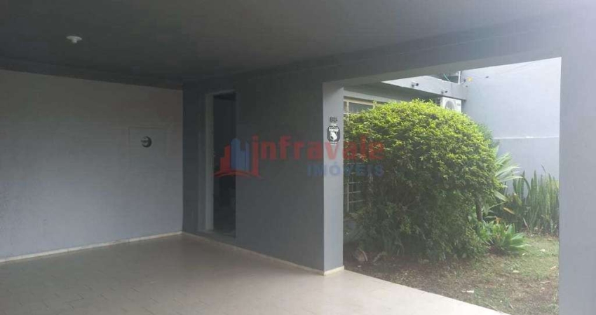Casa com 3 quartos, Jardim Leonidia, Jacareí - R$ 1.6 mi, Cod: 5251