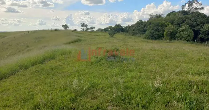 Sítio com 1 dorm, Jardim Colônia, Jacareí - R$ 21 mi, Cod: 11977