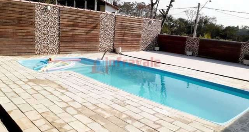 Chácara com 5 quartos, Veraneio Ijal, Jacareí - R$ 890 mil, Cod: 11869