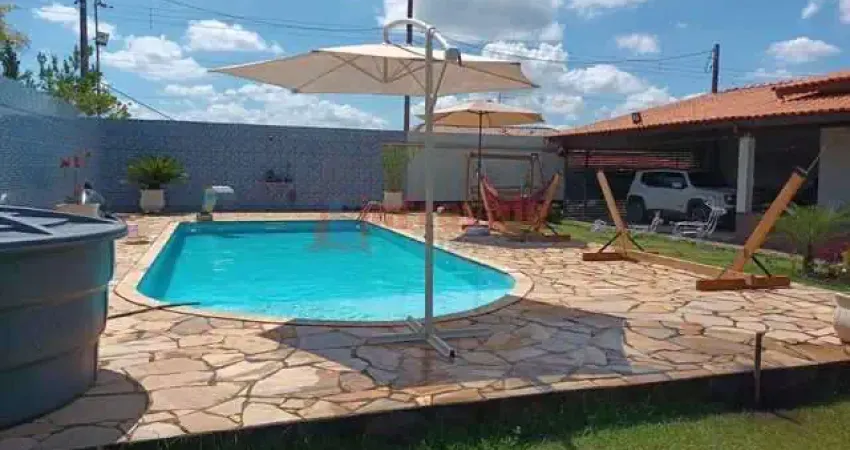 Chácara em Condomínio com 3 quartos, Chácaras Rurais Guararema, Jacareí - R$ 900 mil, Cod: 11899