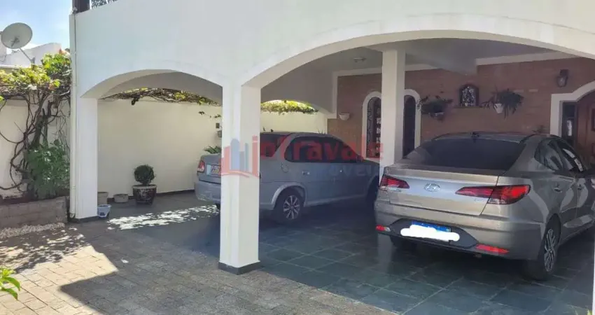 Casa com 4 quartos, Jardim São José, Jacareí - R$ 998 mil, Cod: 14764