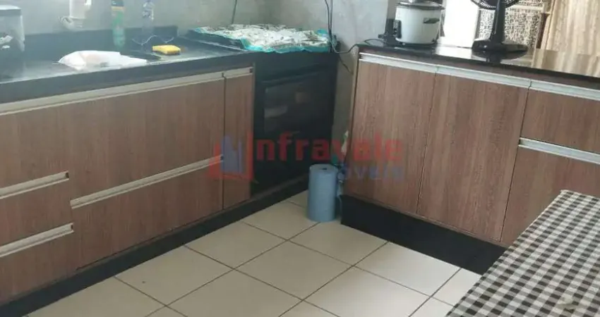 Casa com 2 quartos, Cidade Salvador, Jacareí - R$ 290 mil, Cod: 14086