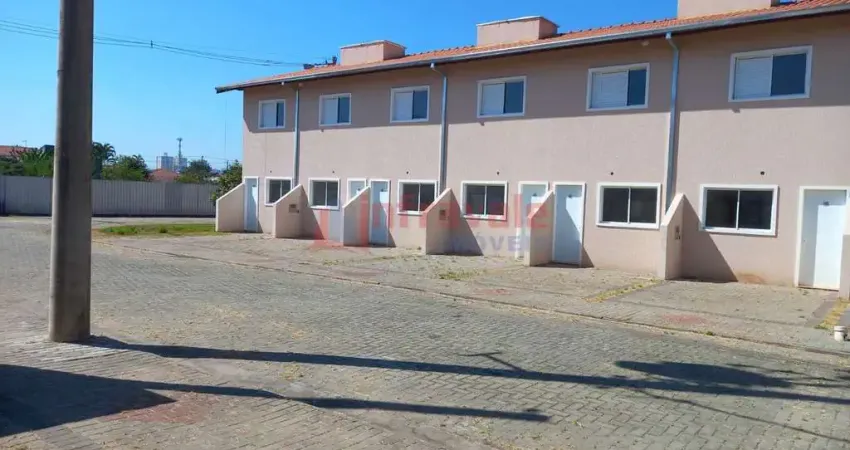 Sobrado de condomínio com 2 quartos, jardim jacinto, jacareí - r$ 305 mil, cod: 15083