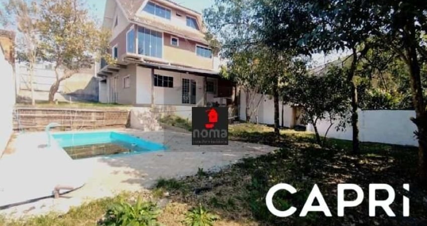 Casa com 5 quartos para alugar na Vinicius de Moraes, 413, Guarani, Colombo