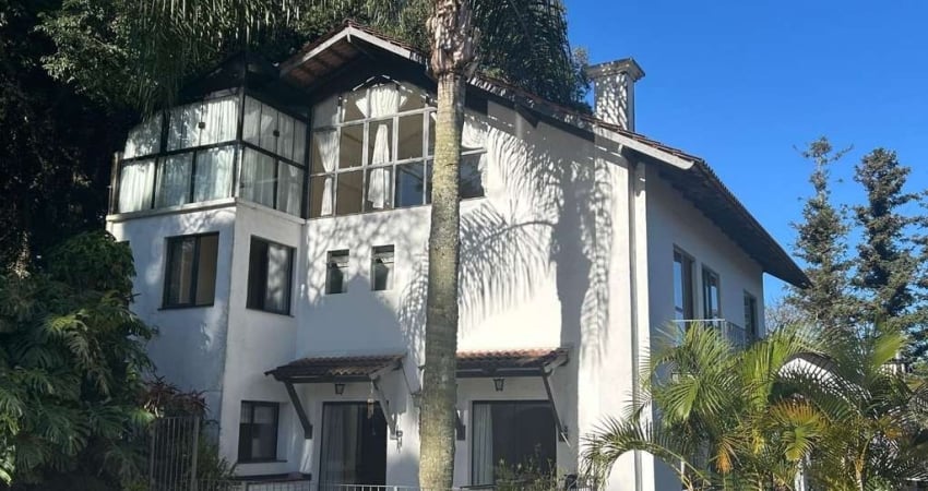 Casa em condomínio fechado com 4 quartos para alugar na Avenida Paraná, 4981, Santa Cândida, Curitiba