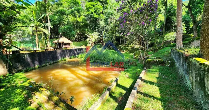 Chácara com lago e 3 quartos à venda, 350m² - Caceia - Mairiporã/SP