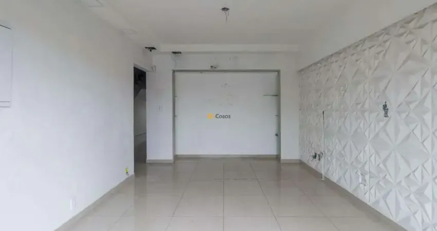 Salão comercial com 05 salas