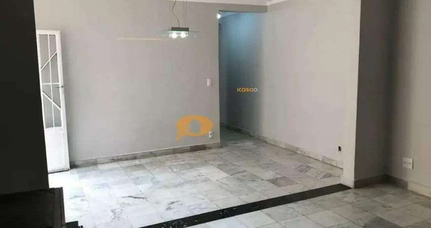 Excelente casa a venda próximo ao metro Alto do Ipiranga