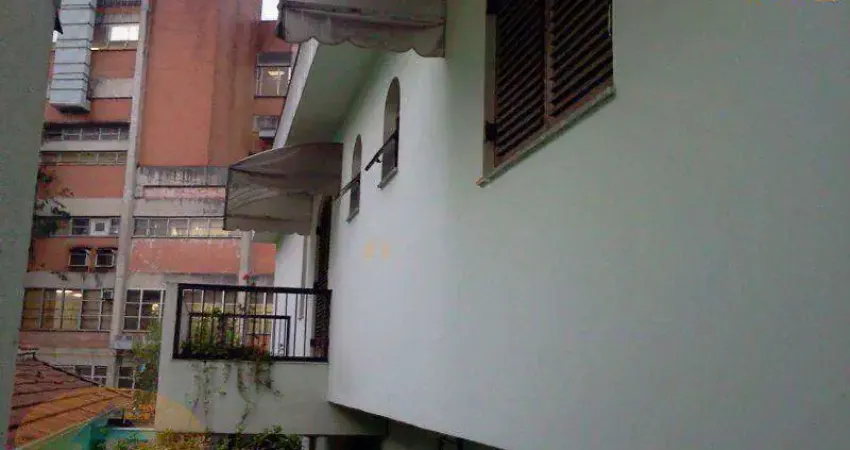 SOBRADO à venda, 5 quartos, 1 suíte, 2 vagas, Jardim Maria Estela - São Paulo/SP