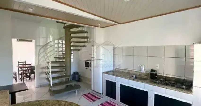 Sobrado a venda 03 dormitórios, r$848.000,00 , bairro meia praia em navegantes!