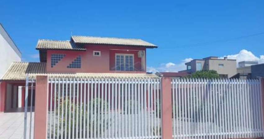 CASA SOBRADO 03 DORMITÓRIOS À VENDA, R$ 900.000,00 BAIRRO SÃO DOMINGOS EM NAVEGANTES/SC