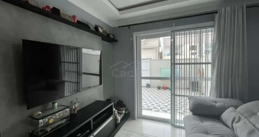 Sobrado 03 dormitórios, semi mobiliado, 600 metros do mar, gravatá, navegantes/sc, r$900.000,00!