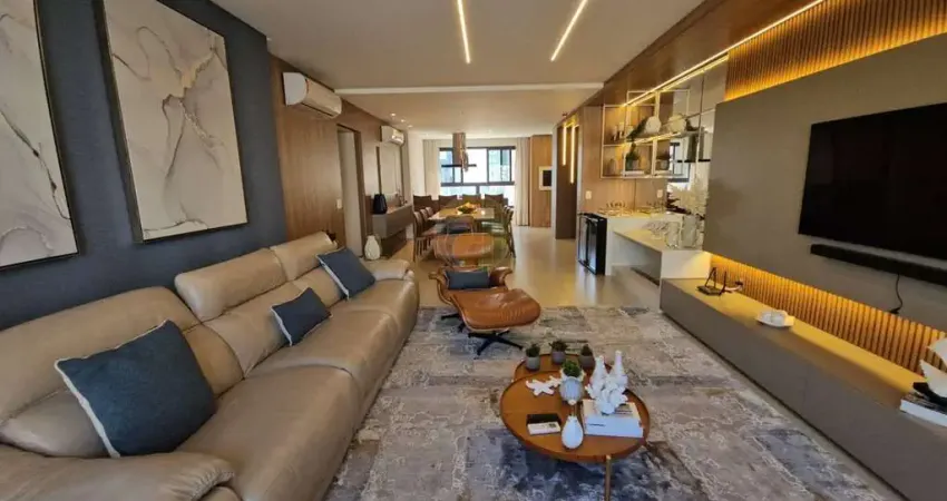 Apartamento com 4 quartos à venda na Avenida Brasil, 380, Centro, Balneário Camboriú