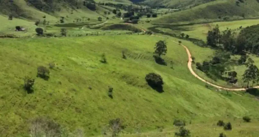 Fazenda para Venda em Mogi das Cruzes, CENTRO, 4 dormitórios, 1 suíte, 2 banheiros, 10 vagas