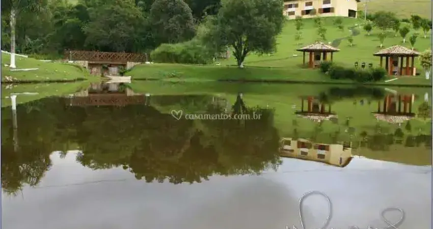 Sítio para Venda em Arujá, RURAL, 3 dormitórios, 1 suíte, 3 banheiros, 15 vagas